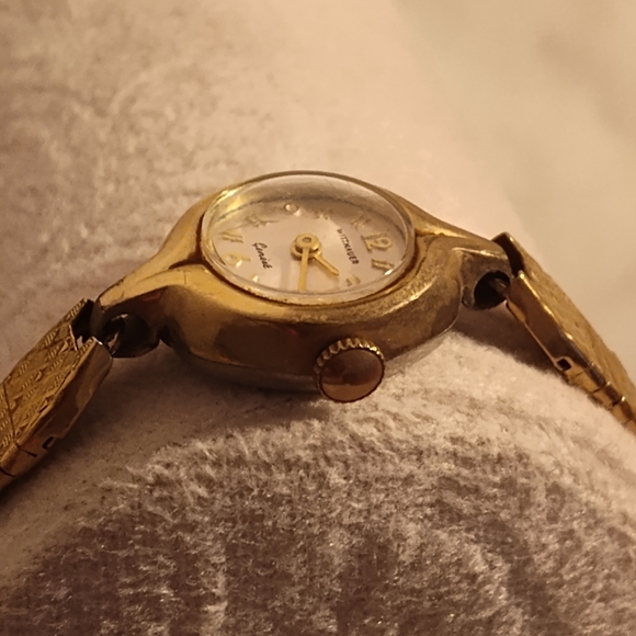 Gold plated vintage 1960's Whitaker watch - Picture 10 of 12